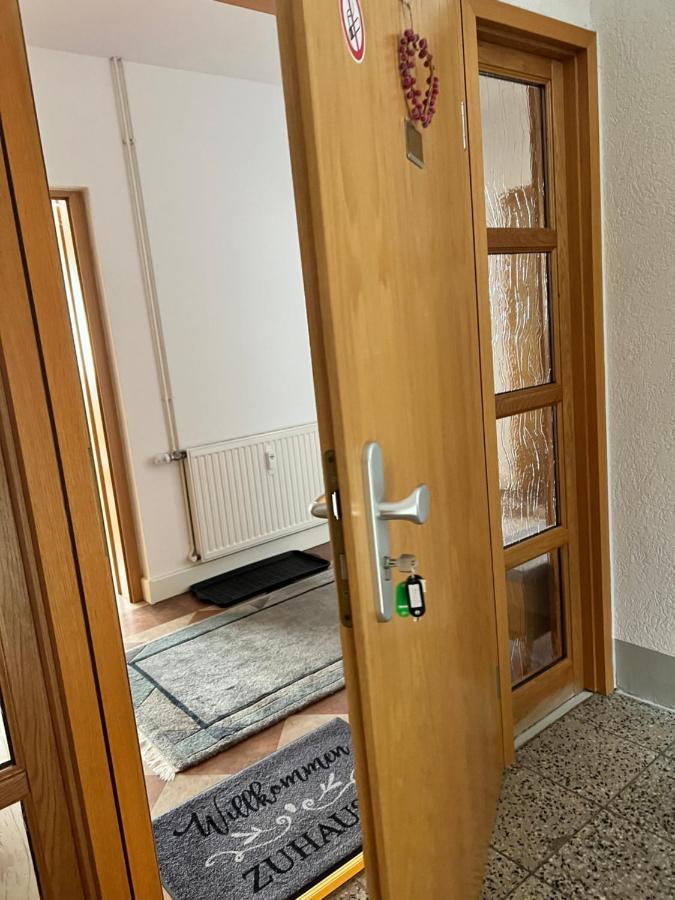 Sehr Schoene Wohnung,Komplett Neu Eingerichtet Limabach - Oberfrohna Eksteriør bilde